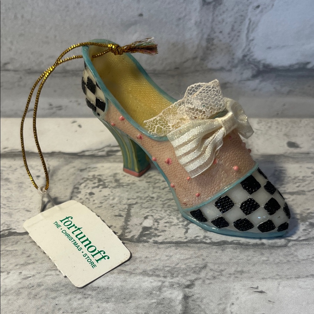 Women's Checkered Heel with Bow - Black and Cream ornament vintage